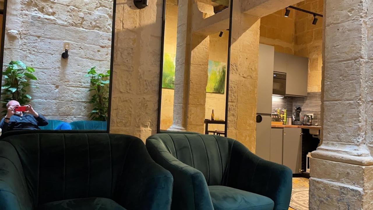 Babel Suites Валета Екстериор снимка